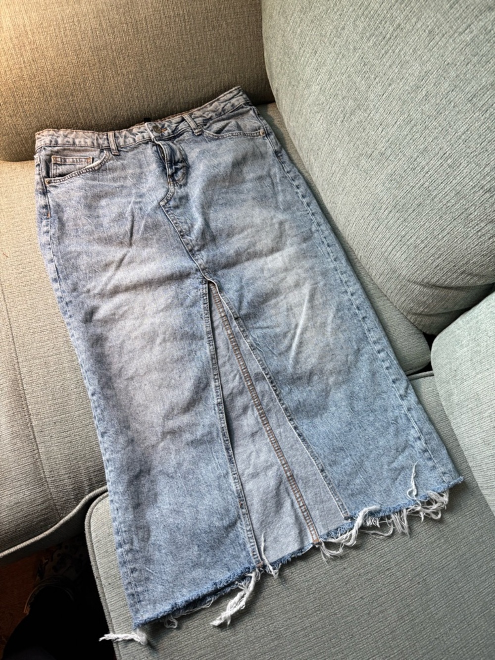 H&M Divided Light Blue Denim Skirt with Front Slit
